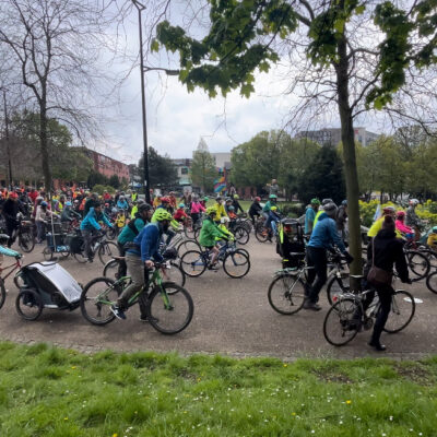 Large city bike ride campaigns for safer cycle routes in Sheffield