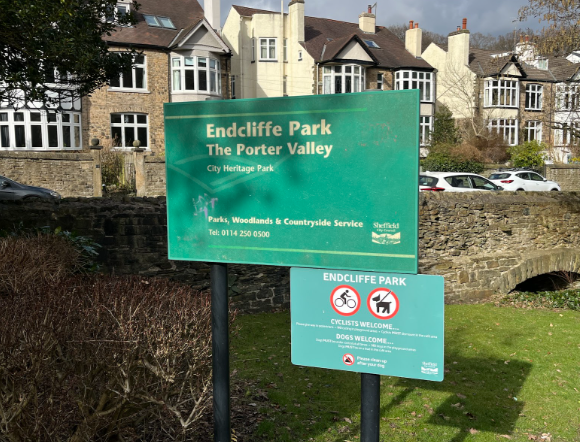 Endcliffe Park entrance sign