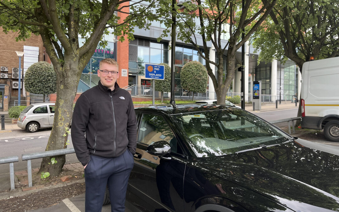 Electric Vehicle users left upset after council scraps free parking permits for ULEV owners