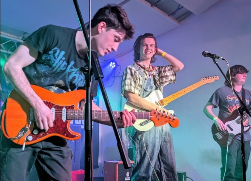 ‘Heavy-indie-metal’ band performs first support show