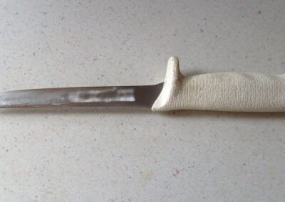 Does the tip of a kitchen knife really matter?