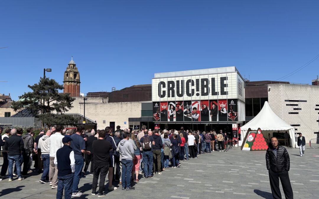 World Snooker Championships draws crowds to Sheffield as businesses see boost