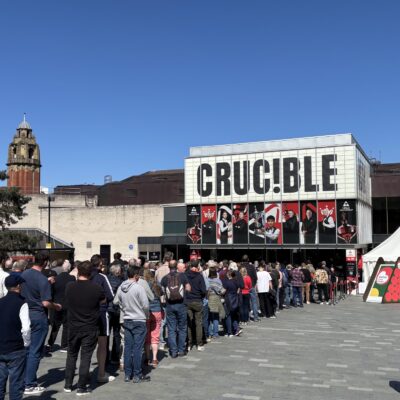 World Snooker Championships draws crowds to Sheffield as businesses see boost